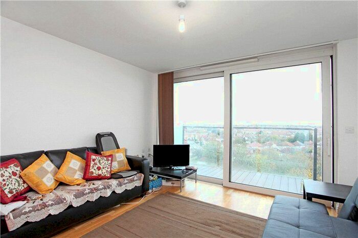 1 Bedroom Flat To Rent In The Blenheim Centre, Hounslow, TW3