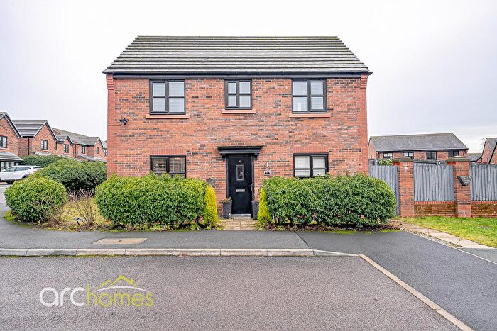 3 Bedroom Detached House For Sale In Bee Fold Lane, Atherton, Manchester, M46