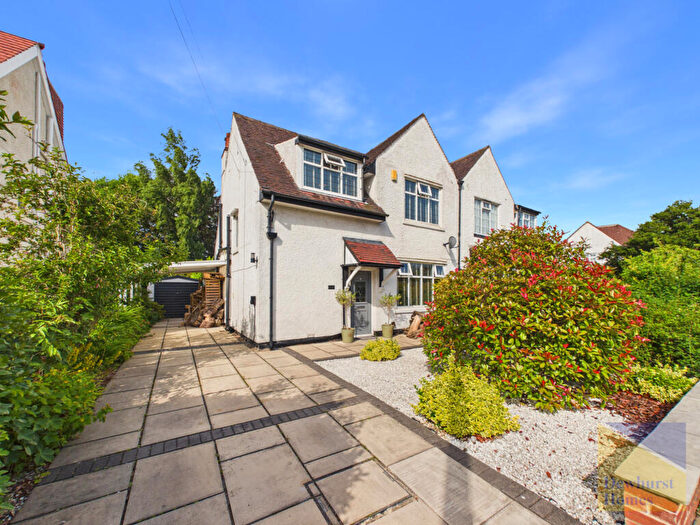 3 Bedroom Semi-Detached House For Sale In Blundell Lane, Penwortham, Preston, PR1