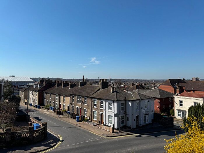1 Bedroom Flat To Rent In Fonnereau Road, Ipswich, IP1