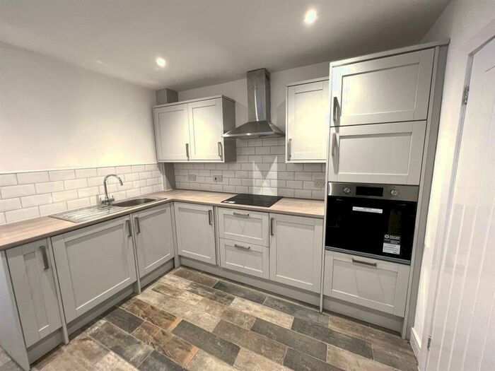 4 Bedroom Terraced House To Rent In Tynybedw Terrace, Treorchy, CF42