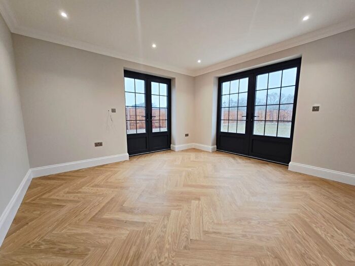 3 Bedroom Detached House To Rent In Barley Close, St Albans, AL4