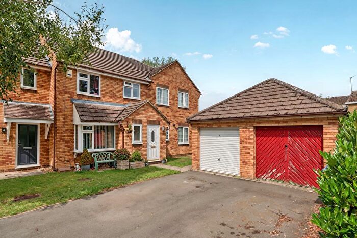 3 Bedroom Terraced House For Sale In Bicester, Oxfordshire, OX26