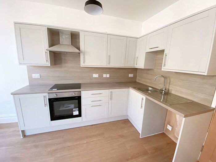 2 Bedroom Flat To Rent In Queen Street, Morecambe, Morecambe, LA4