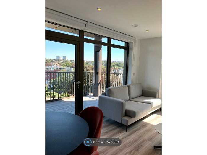 2 Bedroom Flat To Rent In Preston Road, Brighton, BN1