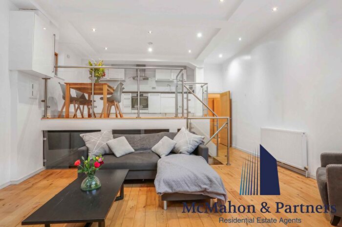 2 Bedroom Flat To Rent In More Copper House, - Magdalen Street, London, SE1