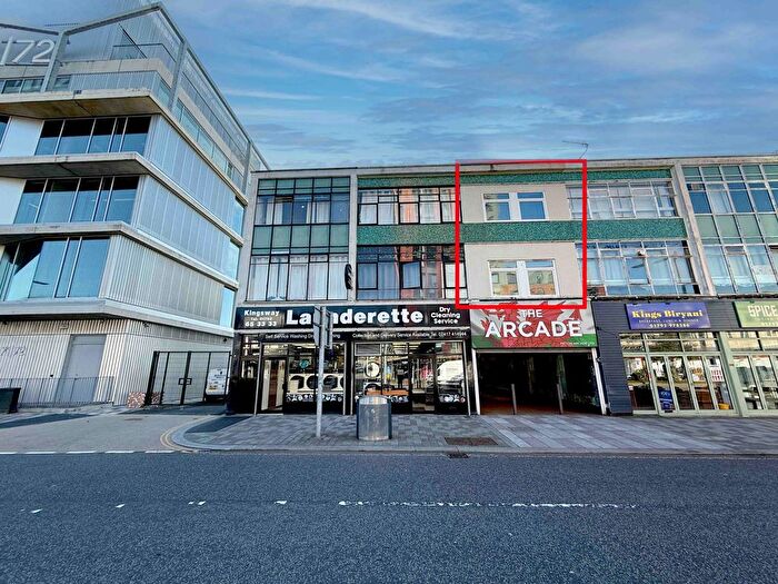 2 Bedroom Flat For Sale In Caretakers Flat, Picton Arcade, SA1