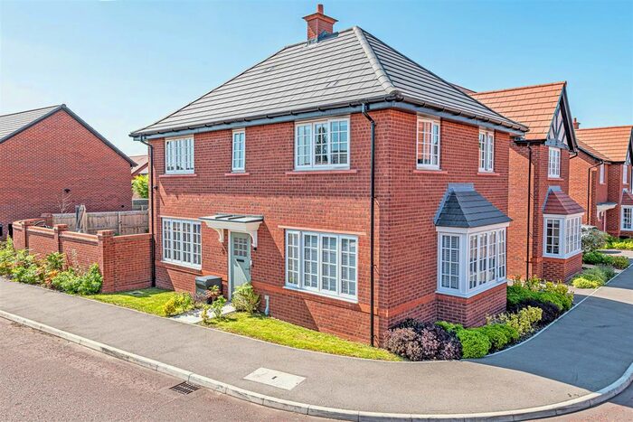 4 Bedroom Detached House For Sale In Ivyhouse Gardens, Appleton Thorn, Warrington, WA4