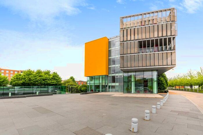 1 Bedroom Flat To Rent In New River Avenue, Hornsey, London, N8