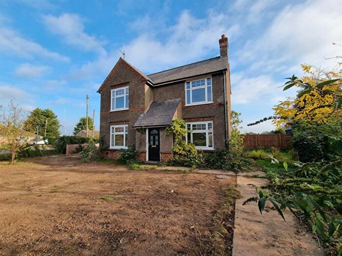 3 Bedroom Detached House For Sale In Seas End Road, Moulton Seas End, Spalding, PE12