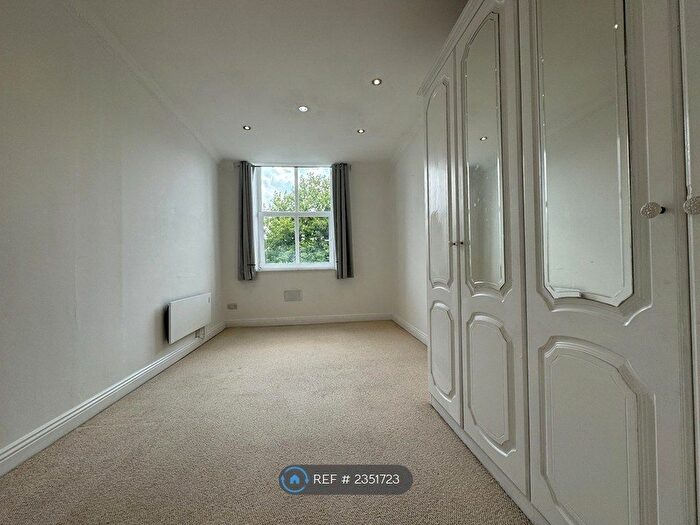 1 Bedroom Flat To Rent In Guy Street, Padiham, Burnley, BB12