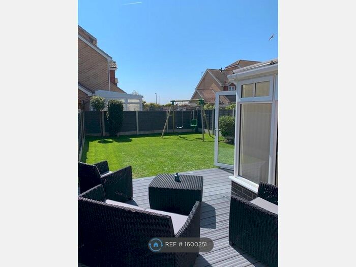 2 Bedroom Semi-Detached House To Rent In Deal Close, Clacton-On-Sea, CO15