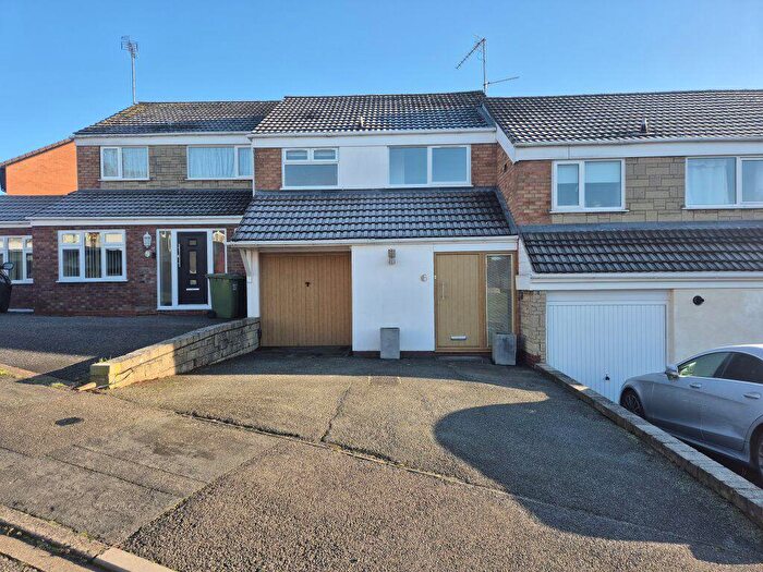 2 Bedroom Semi Detached House To Rent In Mallory Drive, Kidderminster, DY11