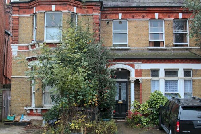 Studio To Rent In Manor Road, Beckenham, Kent, BR3