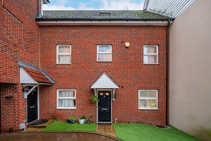 4 Bedroom Terraced House For Sale In Benjamin Lane, Wexham & Fulmer, Slough, SL3