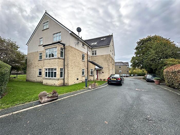 2 Bedroom Apartment To Rent In Branwell Lodge, The Strone, Apperley Bridge, Bradford, West Yorkshire, BD10