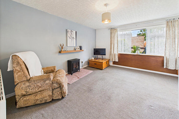 1 Bedroom Bungalow To Rent In Elmdean, Cinderford, Gloucestershire, GL14