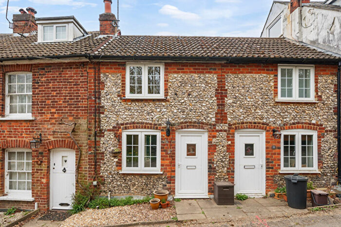 2 Bedroom Terraced House For Sale In Barrack Hill, Amersham, HP7