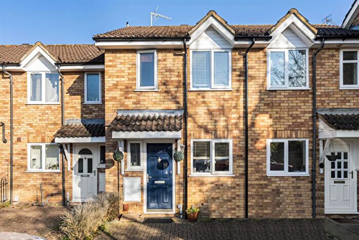 2 Bedroom Terraced House For Sale In Wellington Drive, Welwyn Garden City, AL7