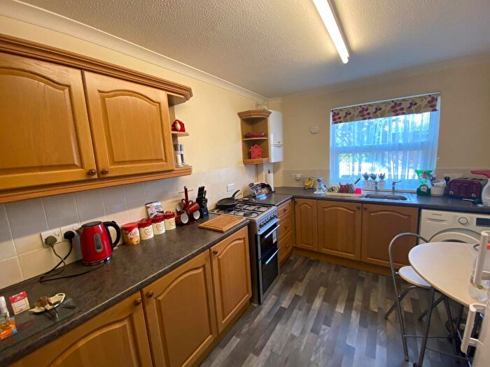 2 Bedroom Flat To Rent In East Lodge Park, Portsmouth, PO6