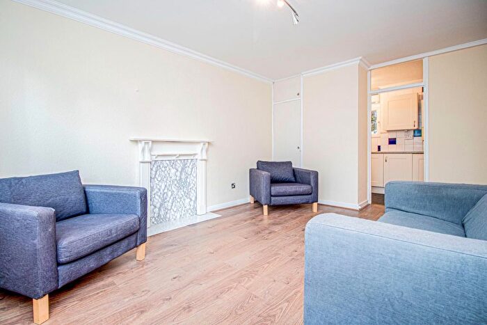 1 Bedroom Flat To Rent In Vince Street, Shoreditch, EC1V