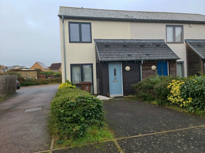 2 Bedroom Terraced House To Rent In Eastview, St Marys Island, ME4