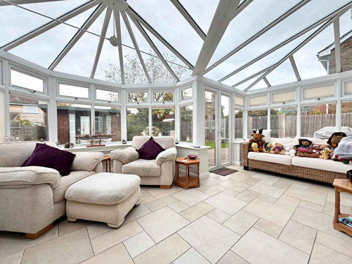 4 Bedroom Detached House For Sale In Lycrome Road, Chesham, HP5