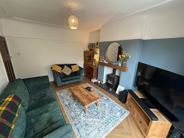 3 Bedroom Semi-Detached House For Sale In Withert Avenue, Bebington, Wirral, CH63
