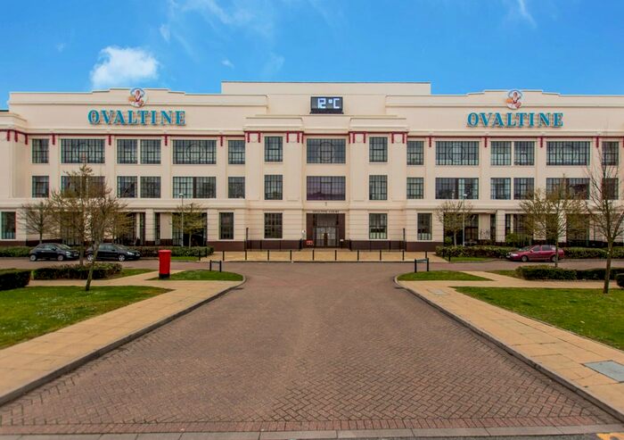 2 Bedroom Flat To Rent In Ovaltine Drive, Kings Langley, Hertfordshire, WD4