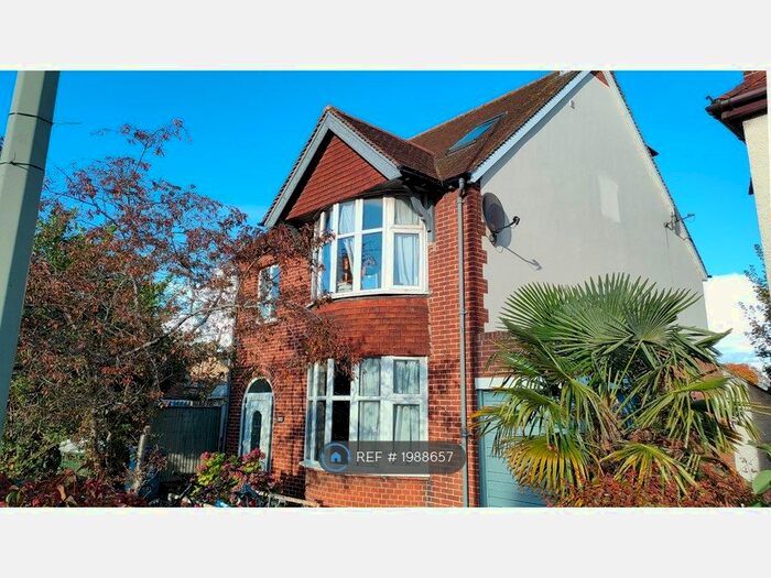 6 Bedroom Semi-Detached House To Rent In Iffley Road, Oxford, OX4