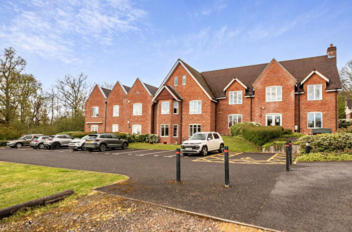 2 Bedroom Retirement Property For Sale In Salisbury Road, Sherfield English, Romsey, Hampshire, SO51
