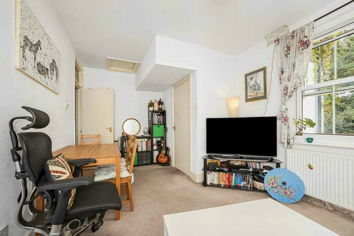 1 Bedroom Apartment To Rent In Northchurch Road, Islington, N1