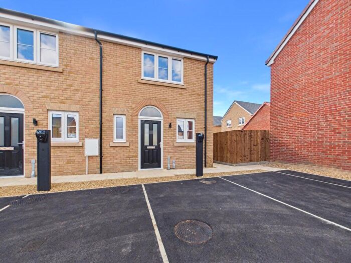 2 Bedroom End Of Terrace House To Rent In Wagtail Road, Downham Market, Norfolk, PE38