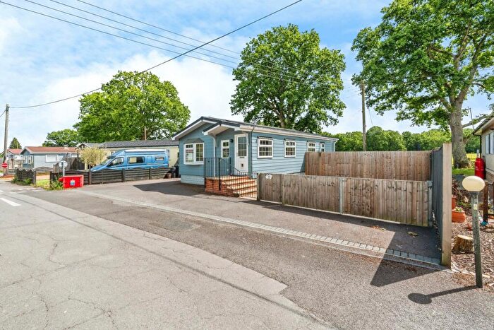 2 Bedroom Park Home For Sale In The Copse, Bourne Lane, Woodlands, Southampton, SO40