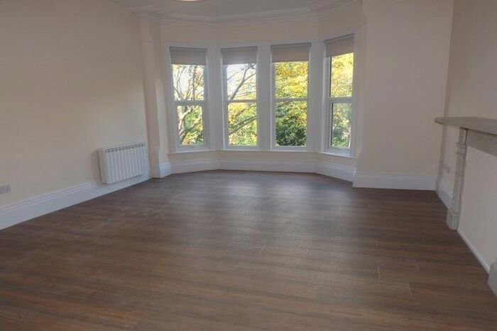 2 Bedroom Flat To Rent In Mapperley Road, Nottingham, NG3