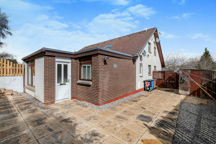 3 Bedroom Semi-Detached House To Rent In Muirtown Terrace, Inverness, Highland, IV3