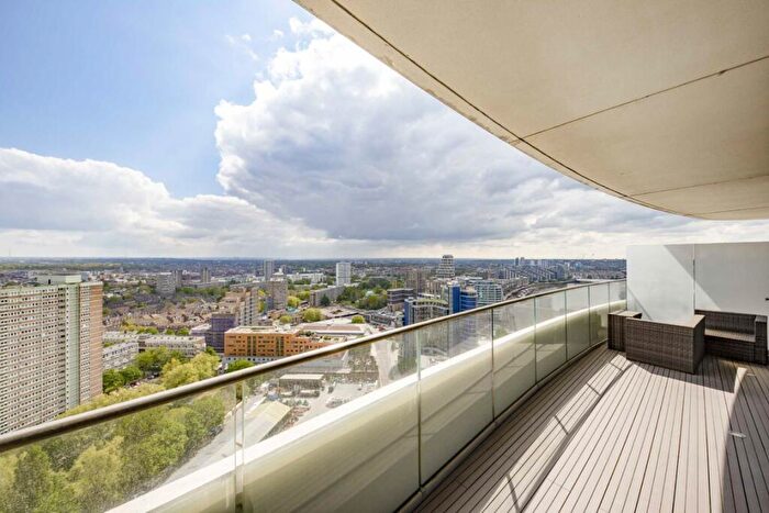 1 Bedroom Flat To Rent In Lombard Road, Battersea, SW11