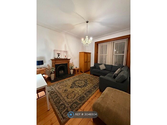 2 Bedroom Flat To Rent In King Street, Aberdeen, AB24
