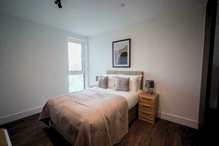 4 Bedroom Apartment To Rent In Scrubs Lane, London, NW10