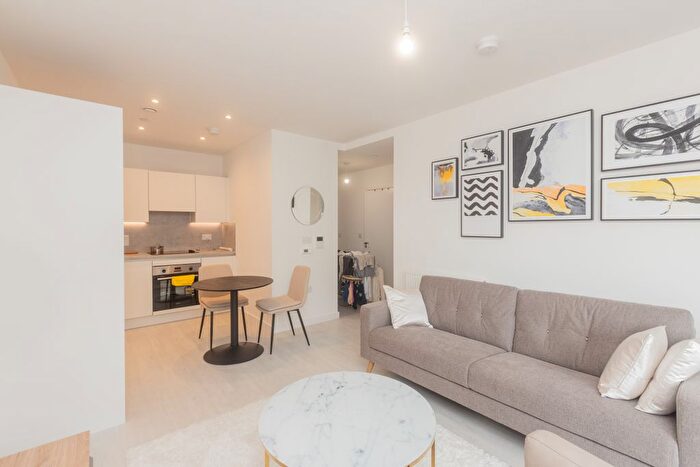 1 Bedroom Flat To Rent In Perryfield Way, London, NW9