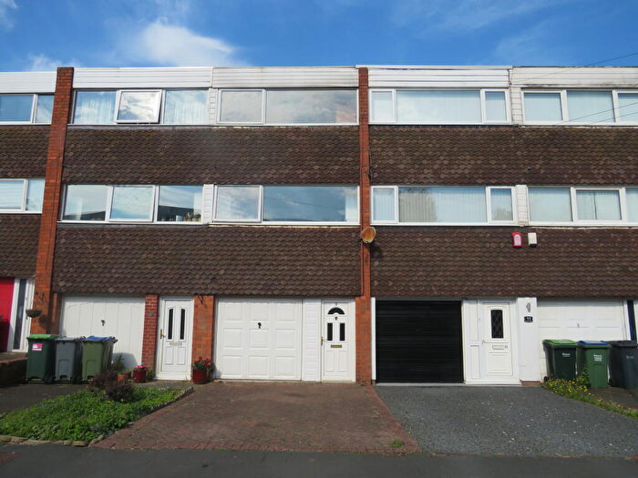 3 Bedroom House To Rent In Merton Close, Oldbury, B68