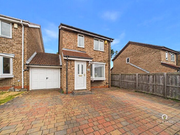 3 Bedroom Detached House For Sale In Fieldfare Close, Washington, Tyne And Wear, NE38