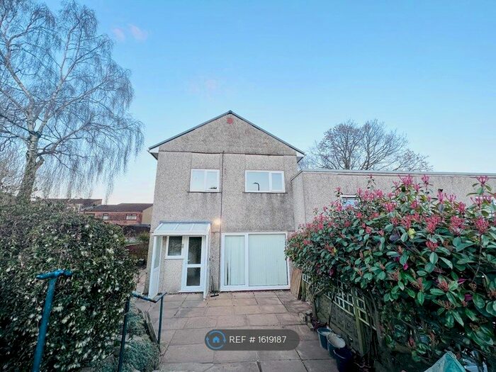 4 Bedroom End Of Terrace House To Rent In Pennyfields, Greenmeadow, Cwmbran, NP44