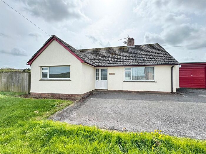 3 Bedroom Detached Bungalow For Sale In Hemyock Road, Culmstock, Cullompton, EX15