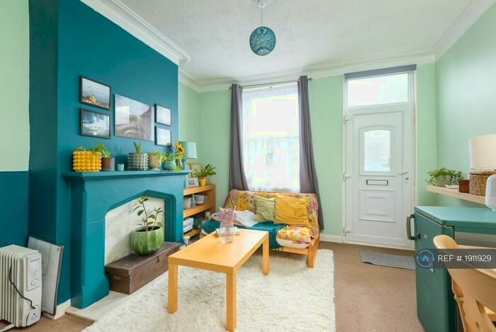 1 Bedroom Terraced House To Rent In Valley Road, Sheffield, S8