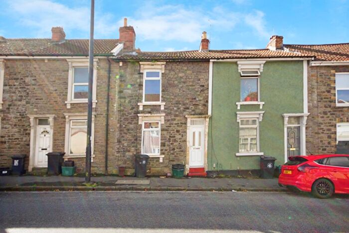 3 Bedroom Terraced House For Sale In Bell Hill Road, Bristol, Somerset, BS5