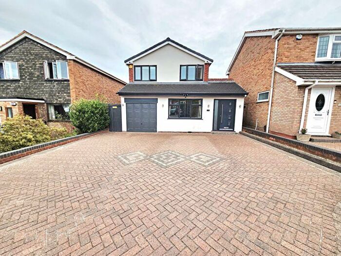 4 Bedroom Detached House For Sale In Avery Road, Sutton Coldfield, B73