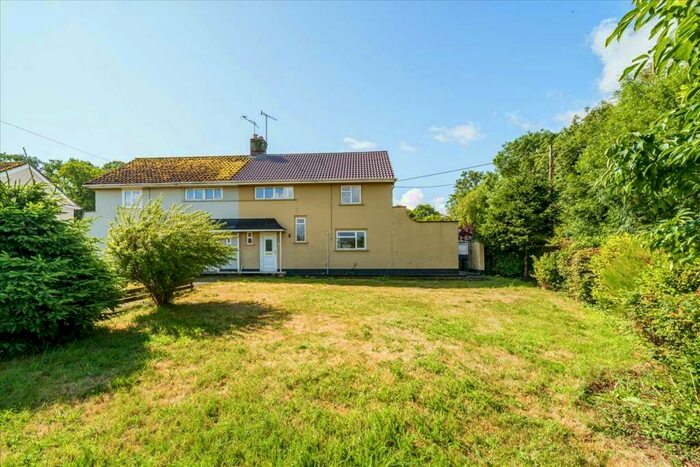 3 Bedroom Semi-Detached House For Sale In Cleeve View, Winterbourne Stoke, Salisbury, SP3