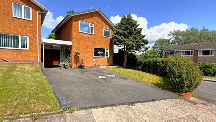 3 Bedroom House For Sale In Southcote Grove, Kings Norton, Birmingham, B38