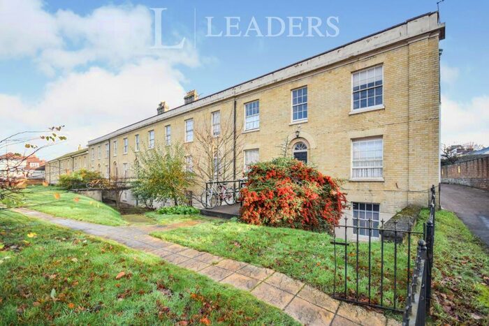 Studio To Rent In St Stephens Terrace. Norwich, NR1